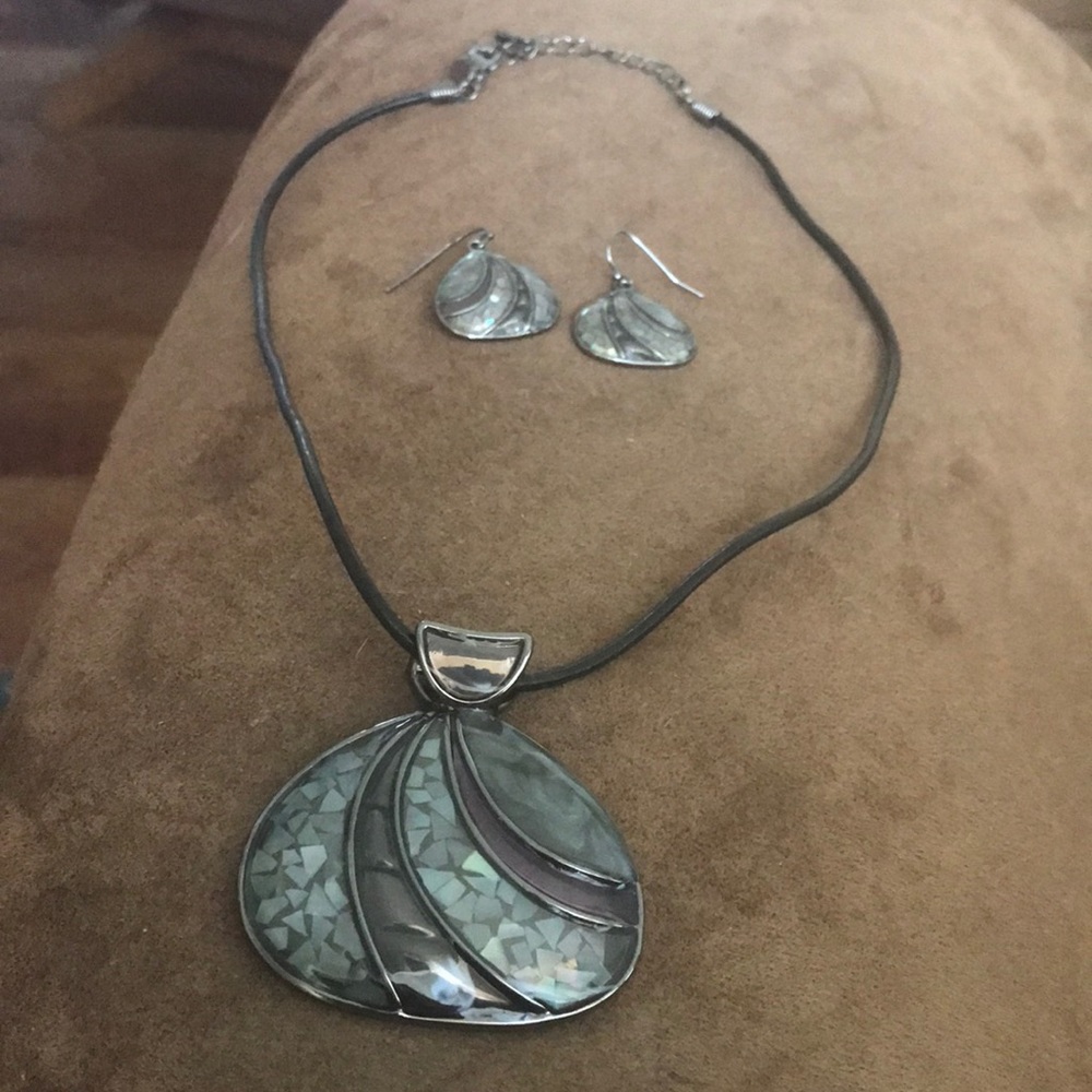 Lia Sophia jewelry set